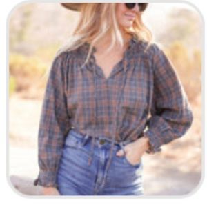 Carly Jean Los Angelos Big Sky Blouse